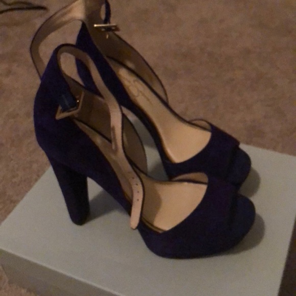 High heels - Picture 2 of 4